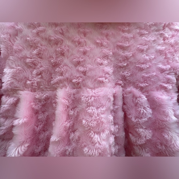 Girls Rule Pink Fluffy Soft Faux Fur Furry Button Jacket Black Bow Size 6X - Picture 3 of 16